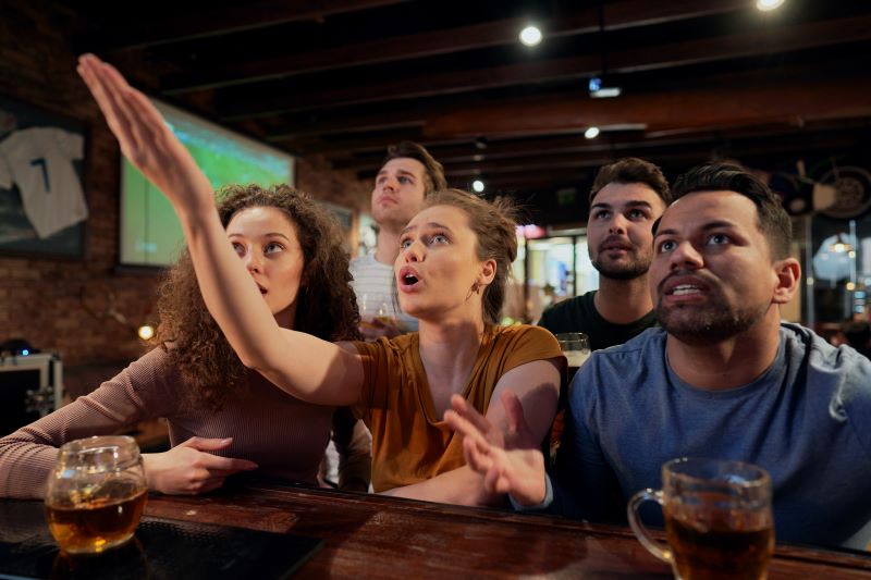 Watch Parties, Sports Bars and Other Great Places to Watch the