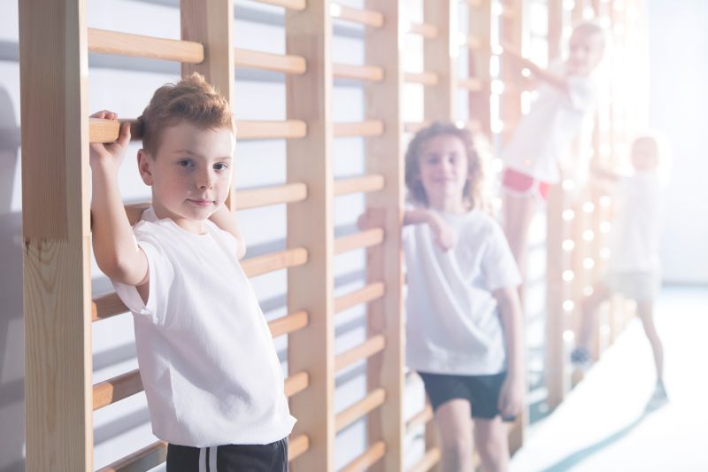 kids at wintrus centar